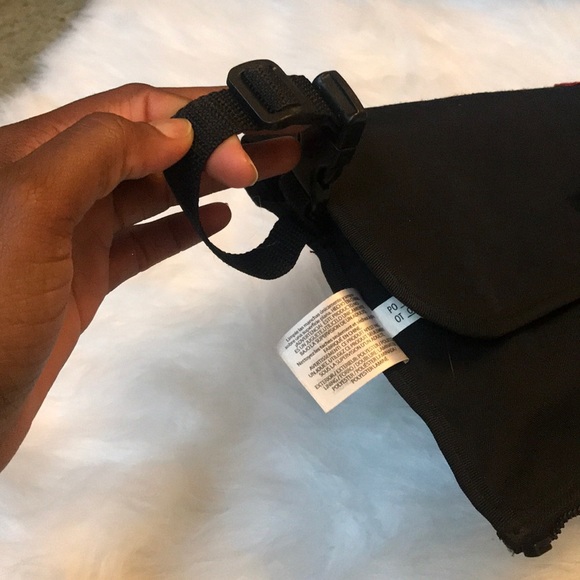 SKIP HOP wristlet baby wipe case.Includes wipecase - Picture 6 of 8